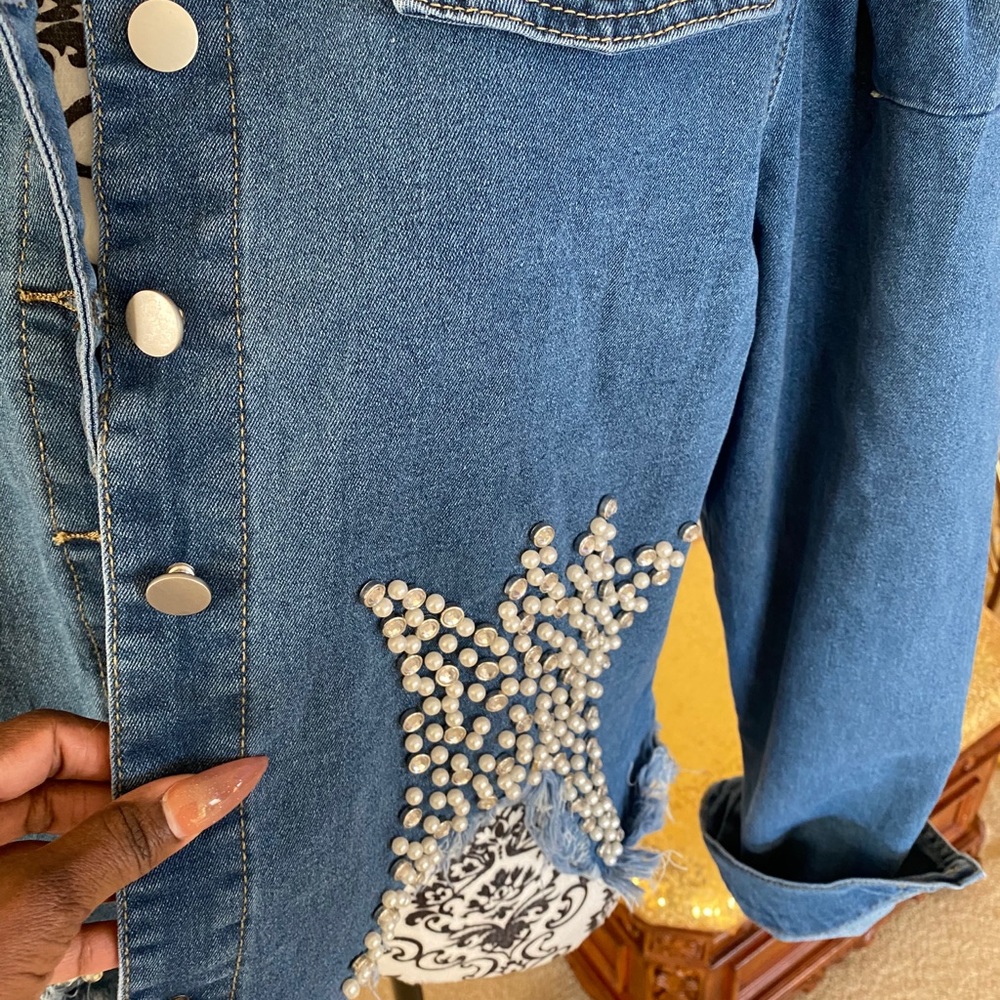 Jean Jacket ( Never Worn ) Too Big For Me View 5